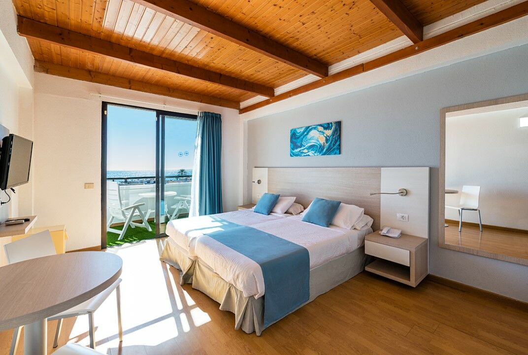 New Folias Aparthotel 3*