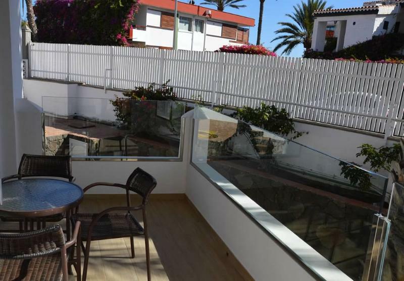 Caribes 2 * Playa del Ingles (Gran Canaria)