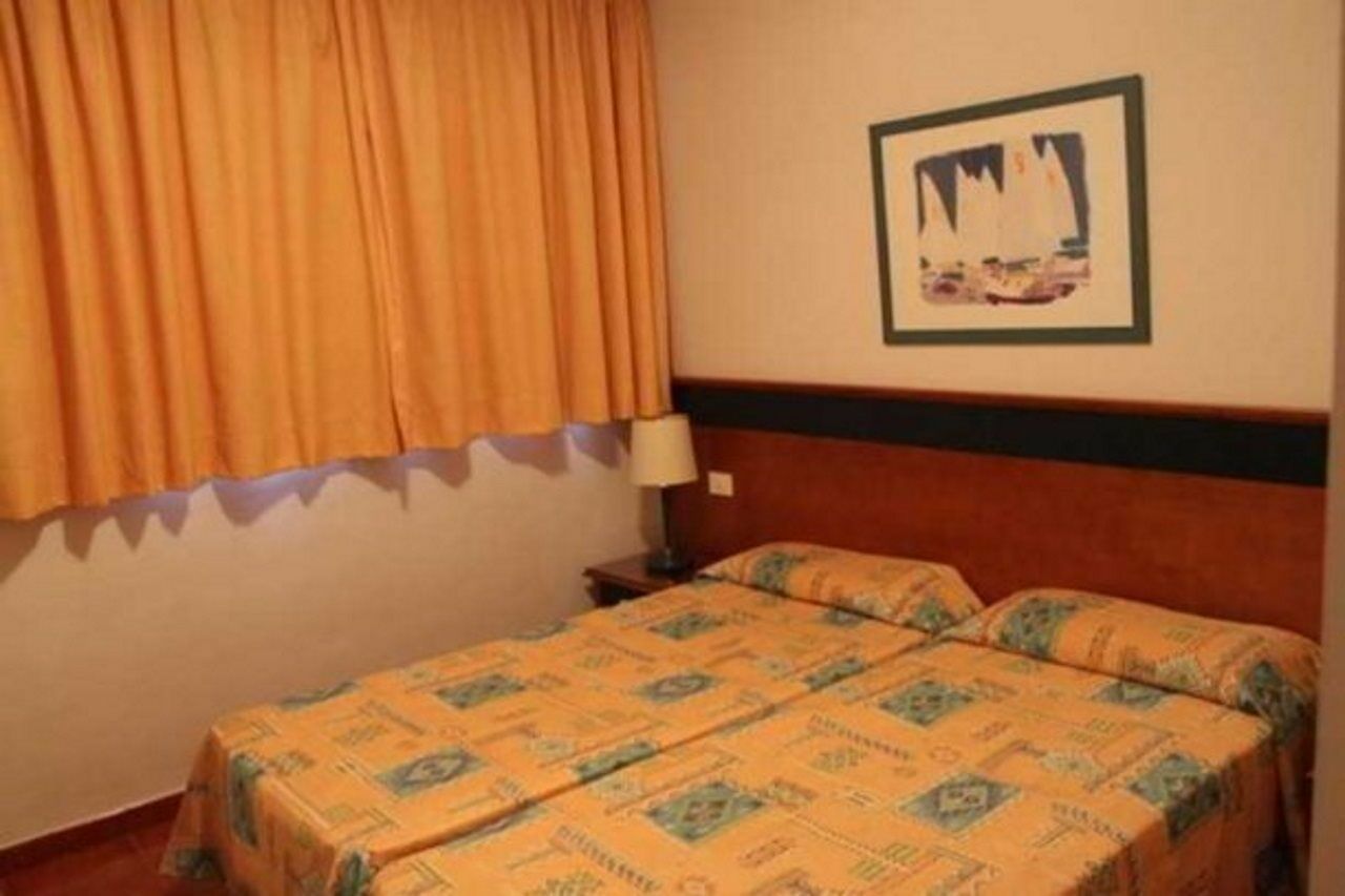 Apartamentos Amadores Beach Amadores