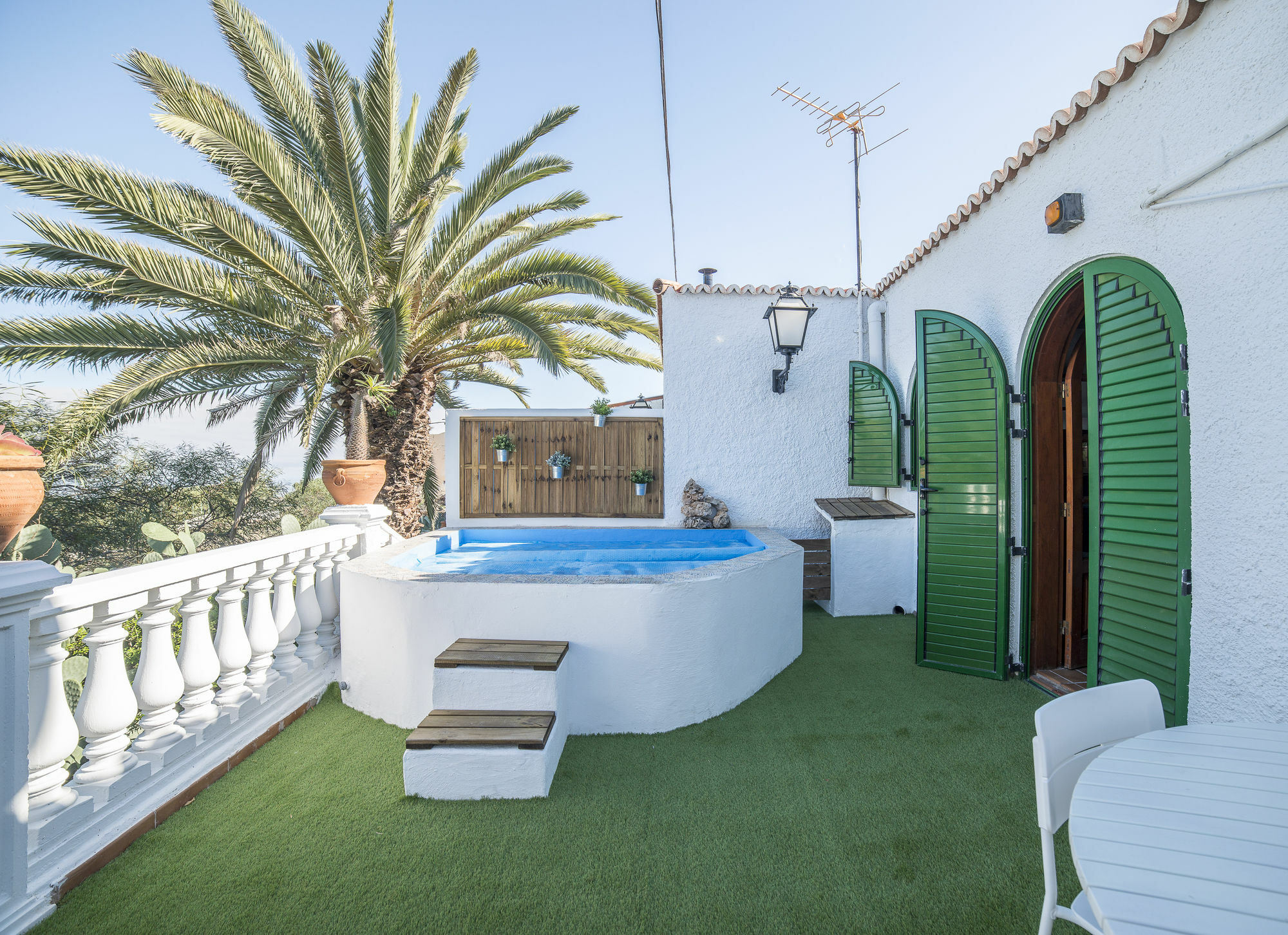 Frida Kahlo House Con Piscina Y Vistas Al Mar By Lightbooking Telde