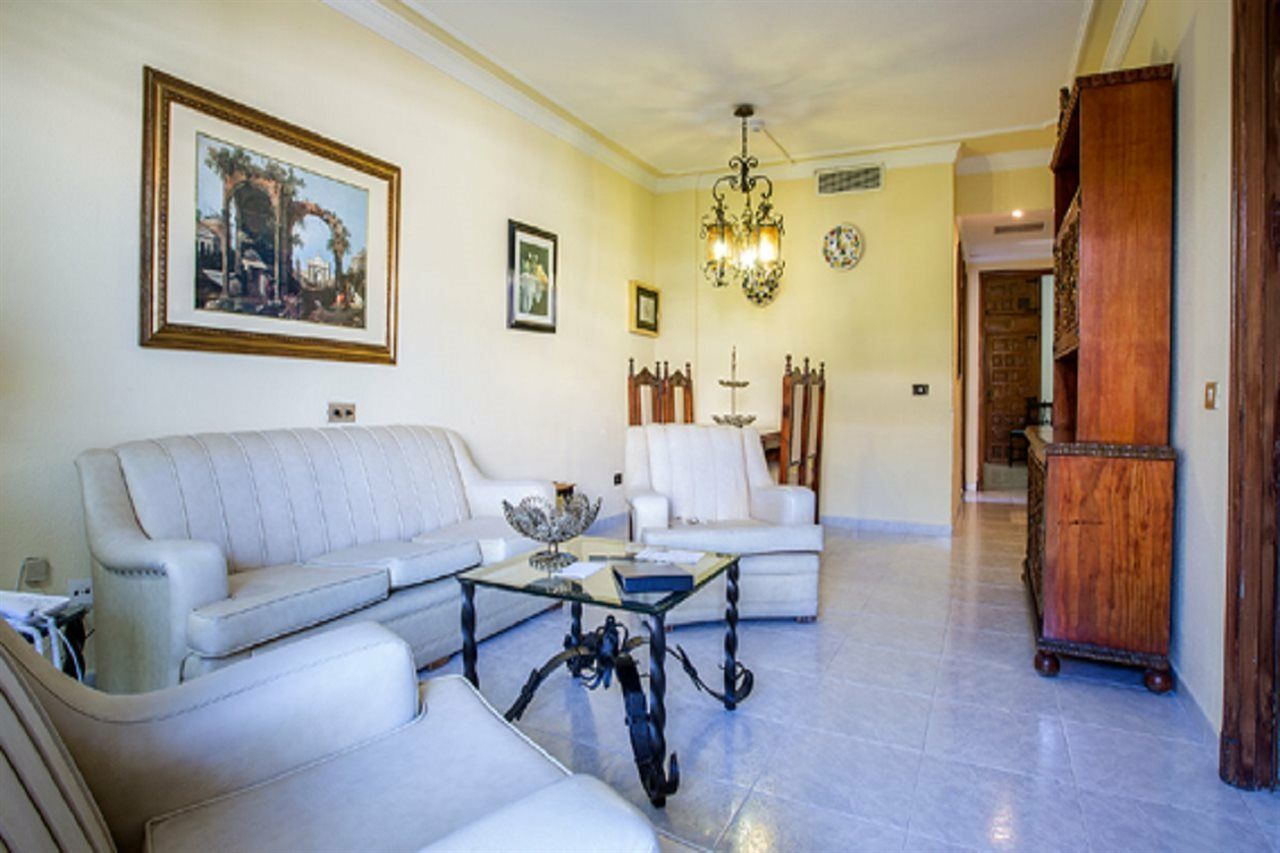 Rey Carlos Hotel 3*