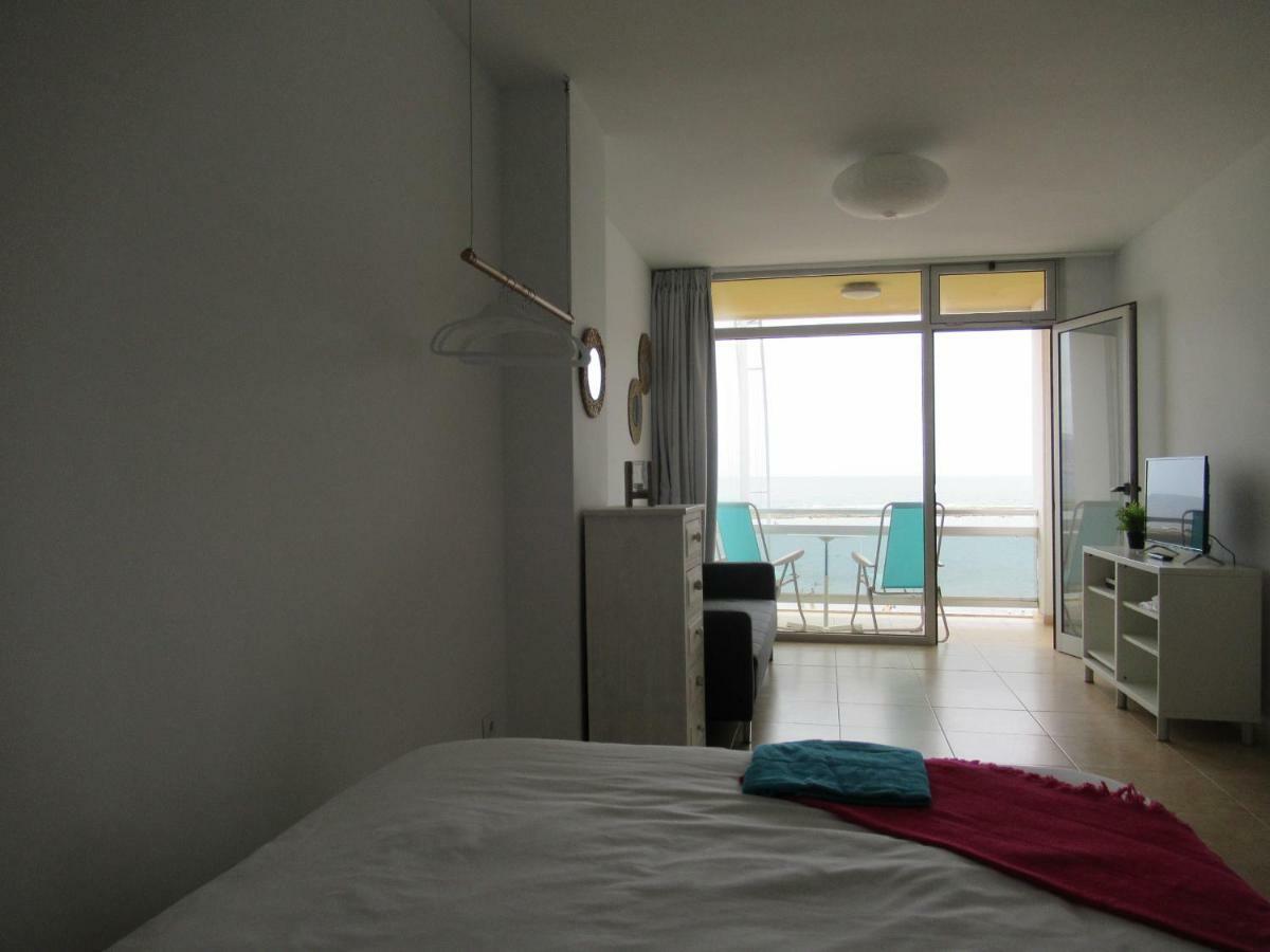 Loft En Playa Canteras-vista Mar Con Wifi Apartamento