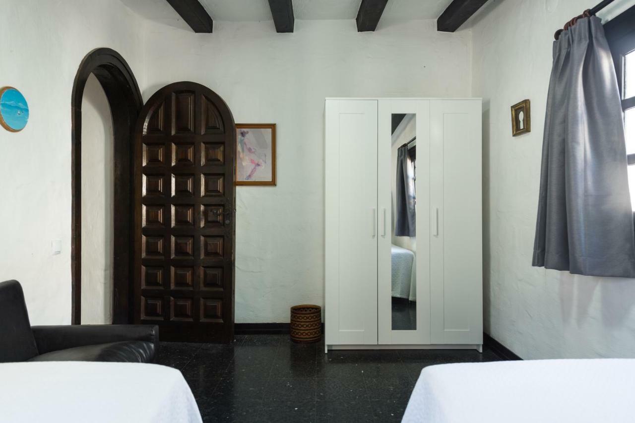 Coki Deluxe - First Line Of The Villa *