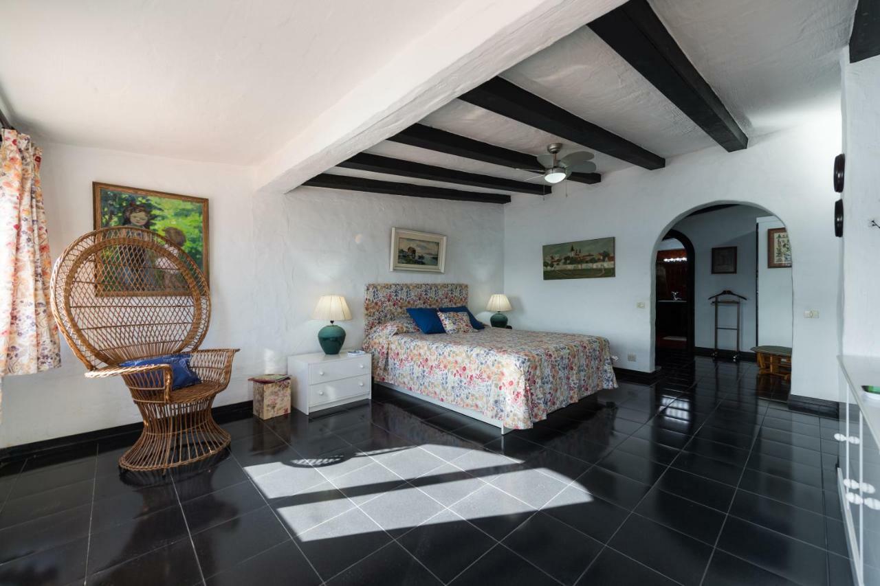 Villa Coki Deluxe - First Line Of The