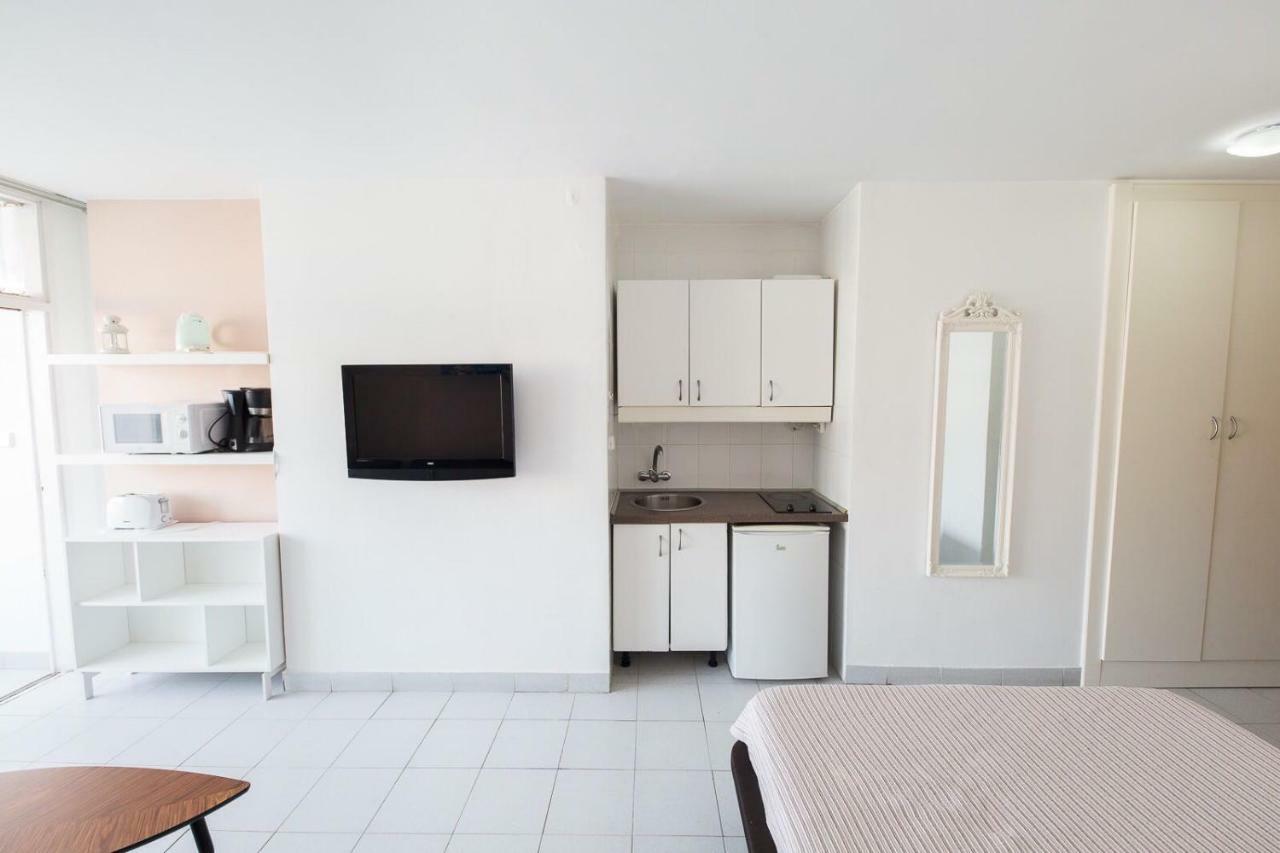 Tobago Apartment *