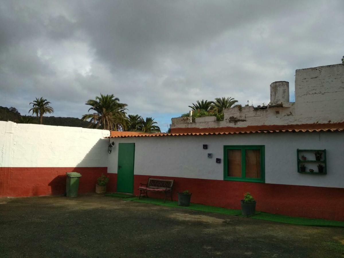 Privatunterkunft Residencia Conejos - Bike & Motorbike