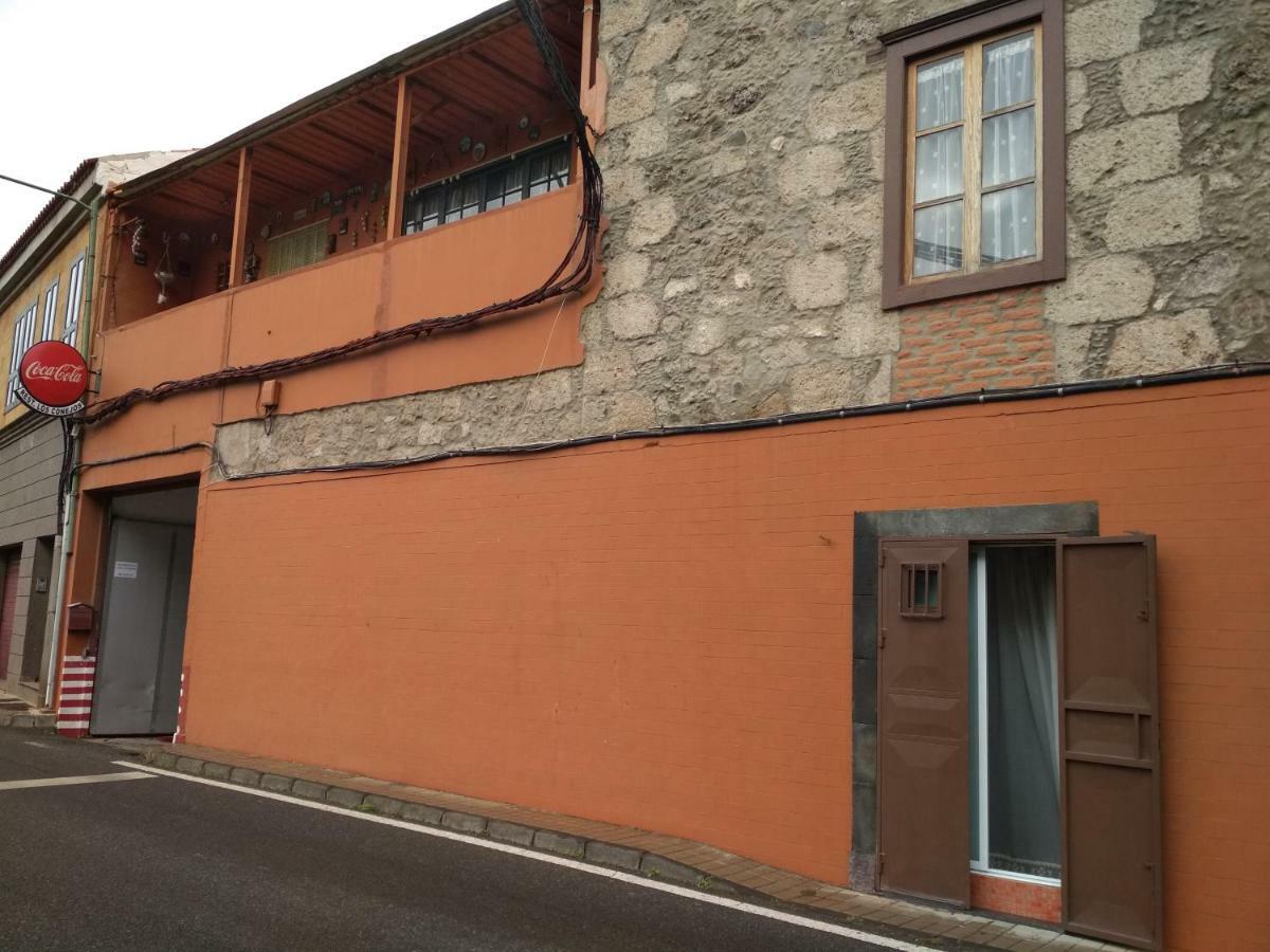 Privatunterkunft Residencia Conejos - Bike & Motorbike