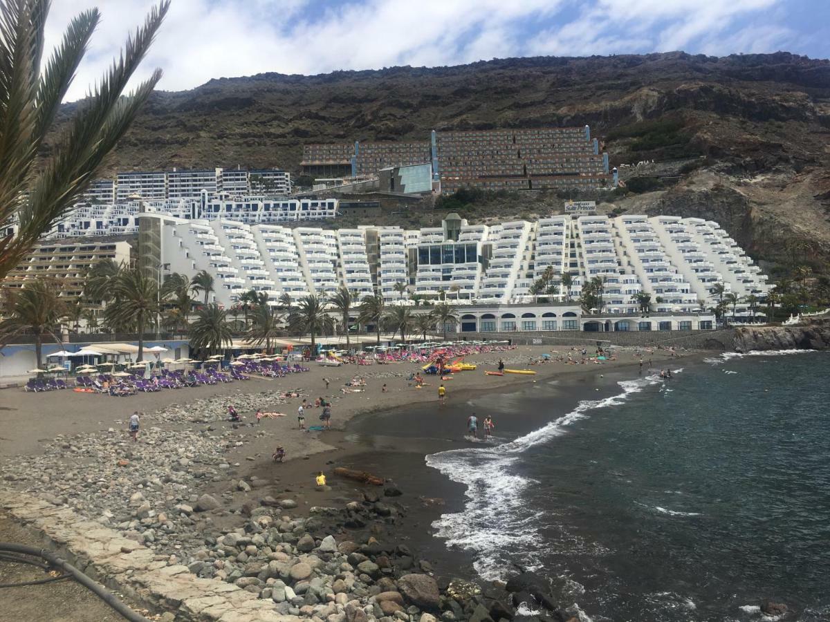 Private With Stunning Ocean Views And Sunset. Apartment