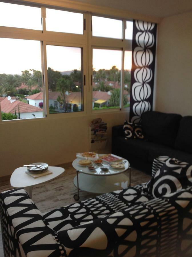 With A View - Playa Del Inglés, Taidia *