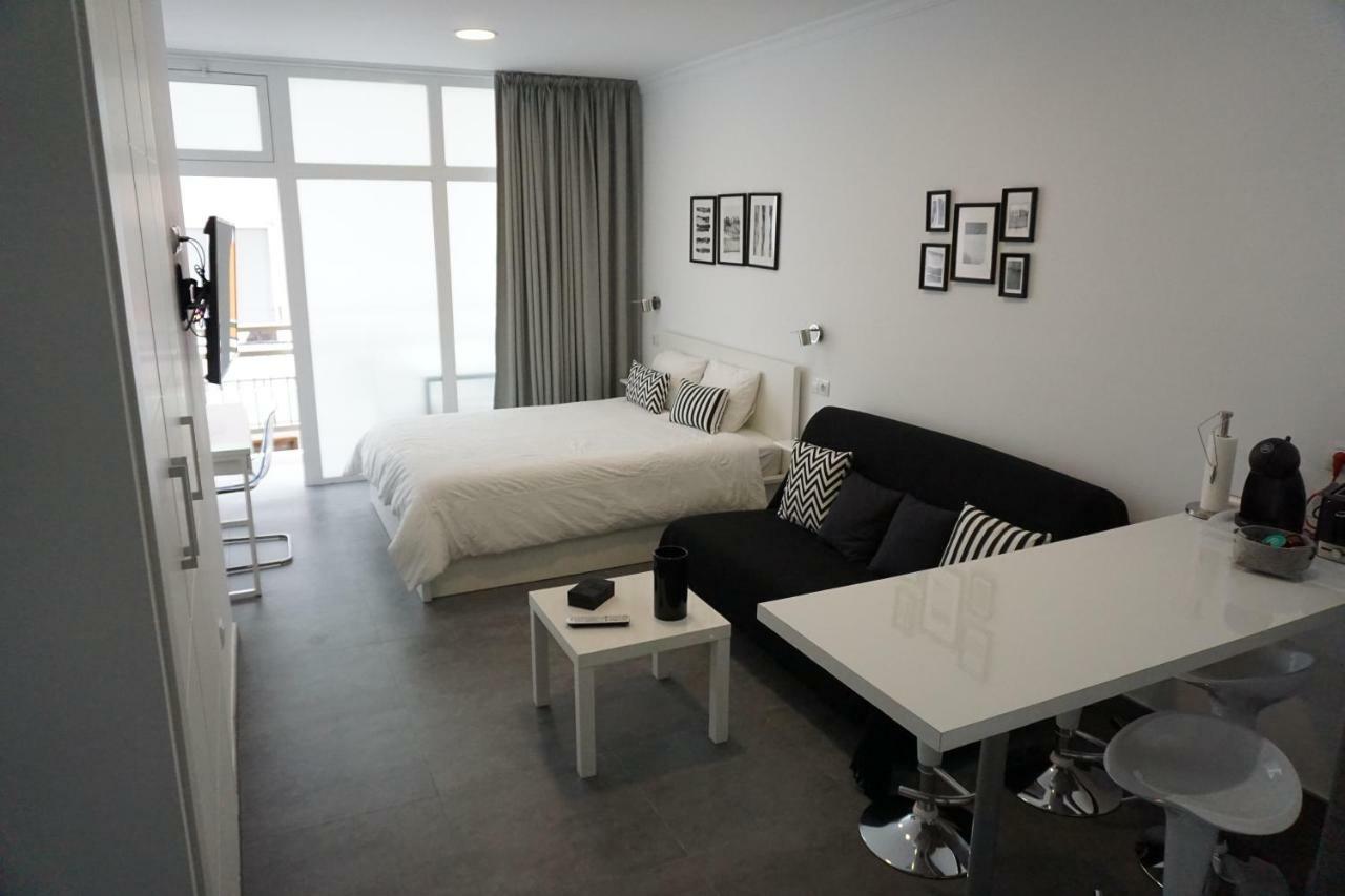 Apartamento Black & White Canteras Las Palmas de Gran Canária