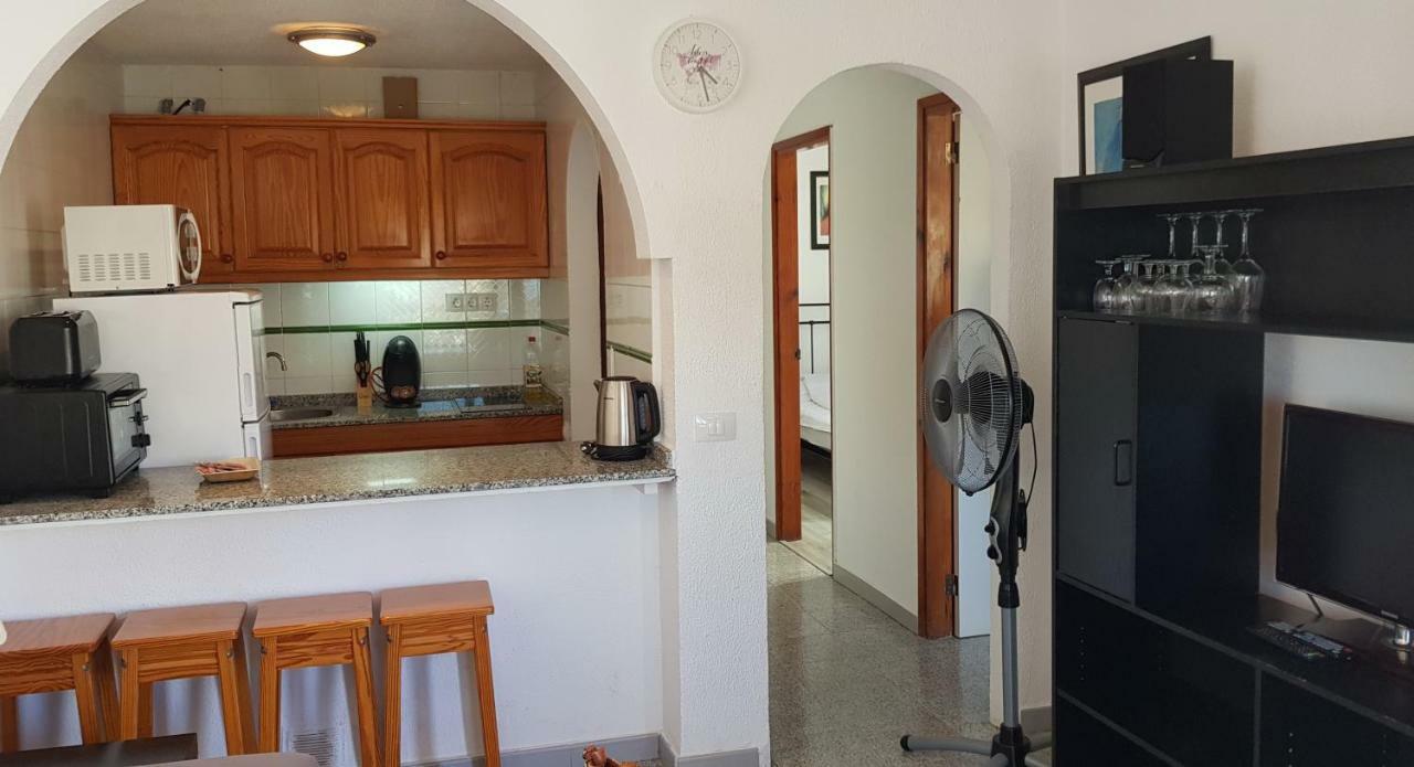 Two Bedroom 2 Min From