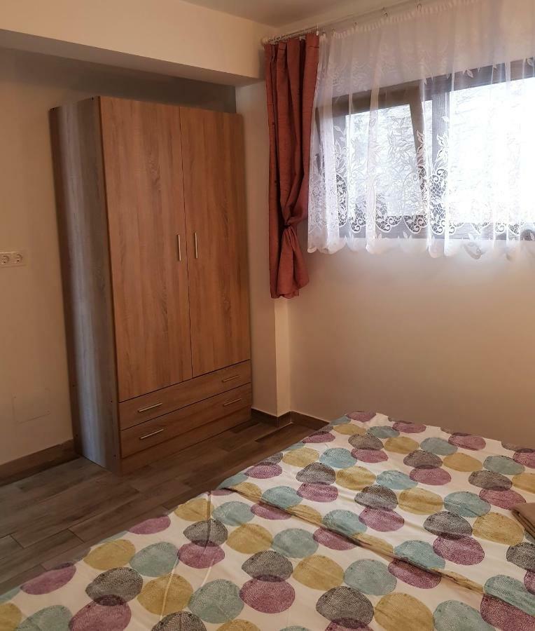 Appartement Luxury 2 Bedroom 50 M From *