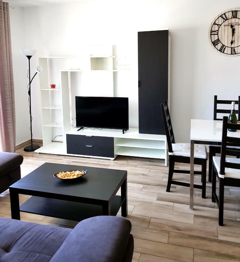 Luxury 2 Bedroom 50 M From Appartement Mogán