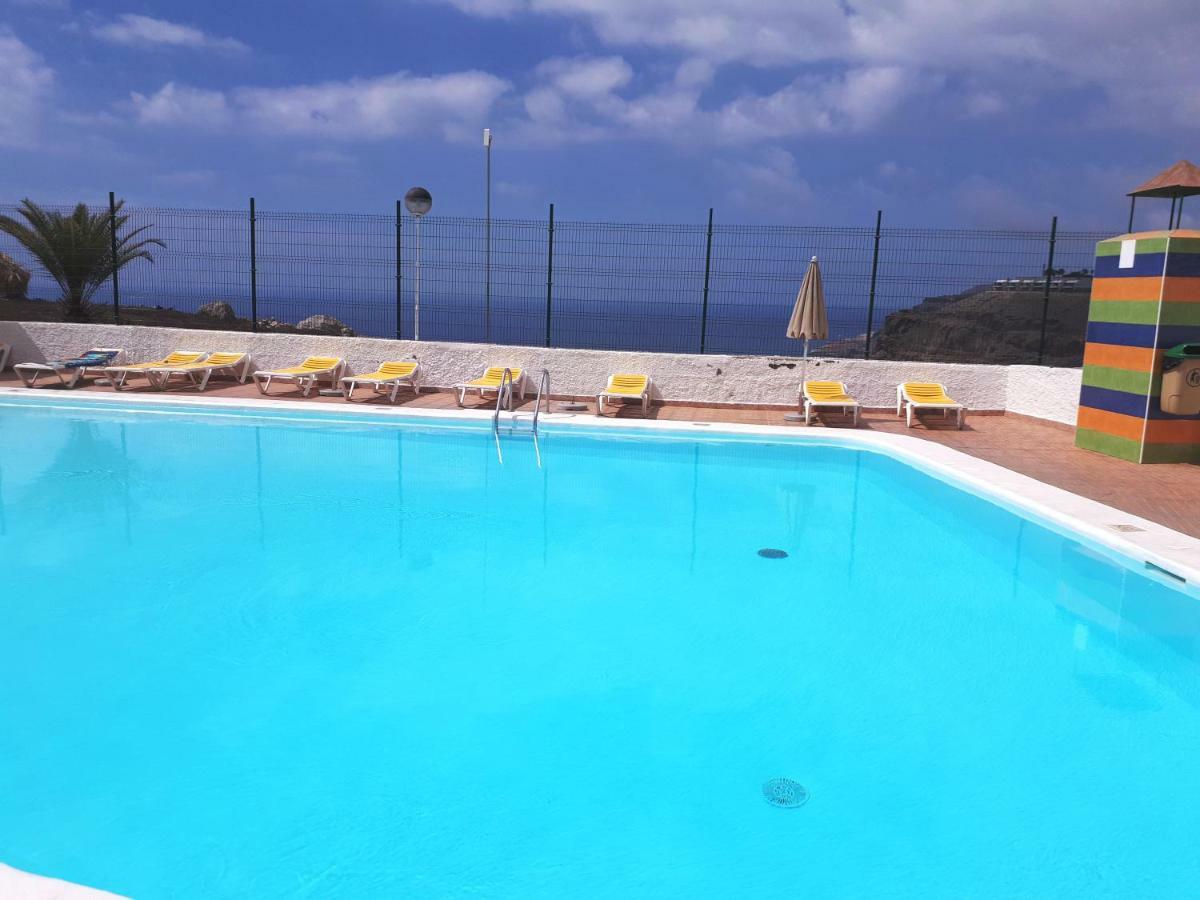 With Terrace Facing Apartamento