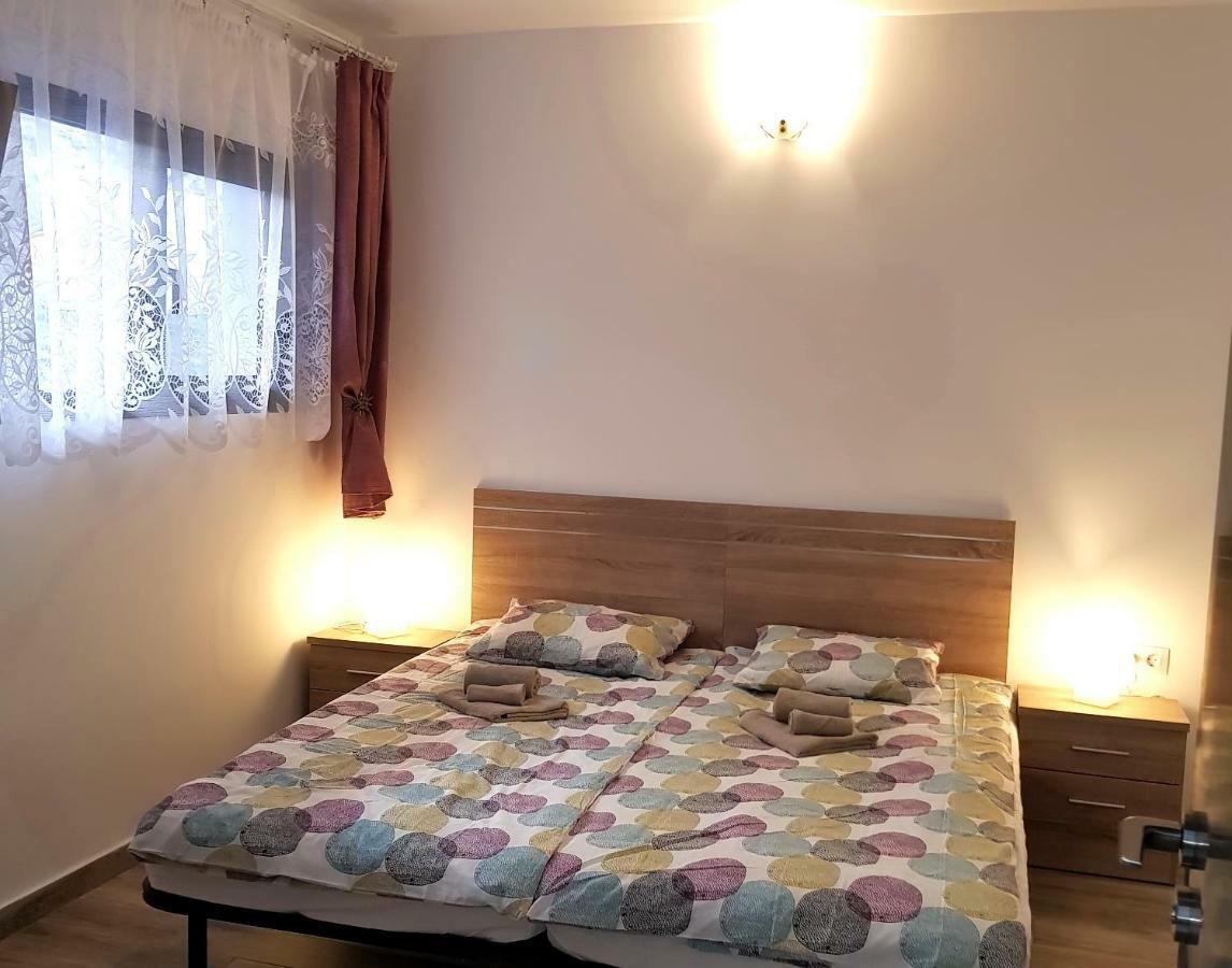 Apartment Luxury 2 Bedroom 2 Min From *