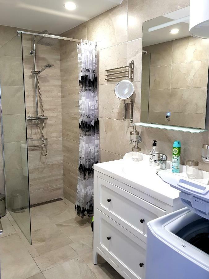 Luxury 2 Bedroom 2 Min From Mogan