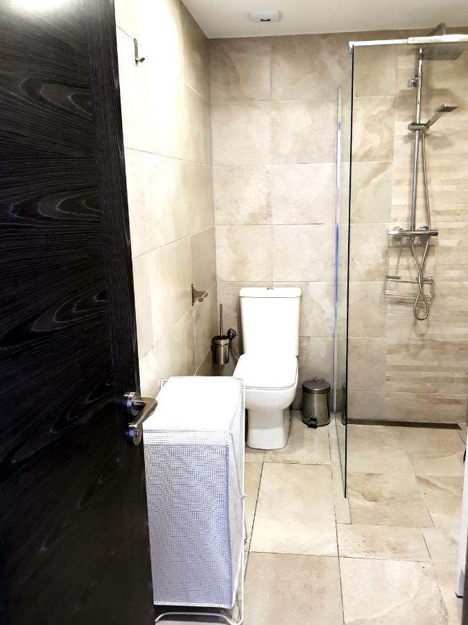 Apartment Luxury 2 Bedroom 2 Min From Mogan