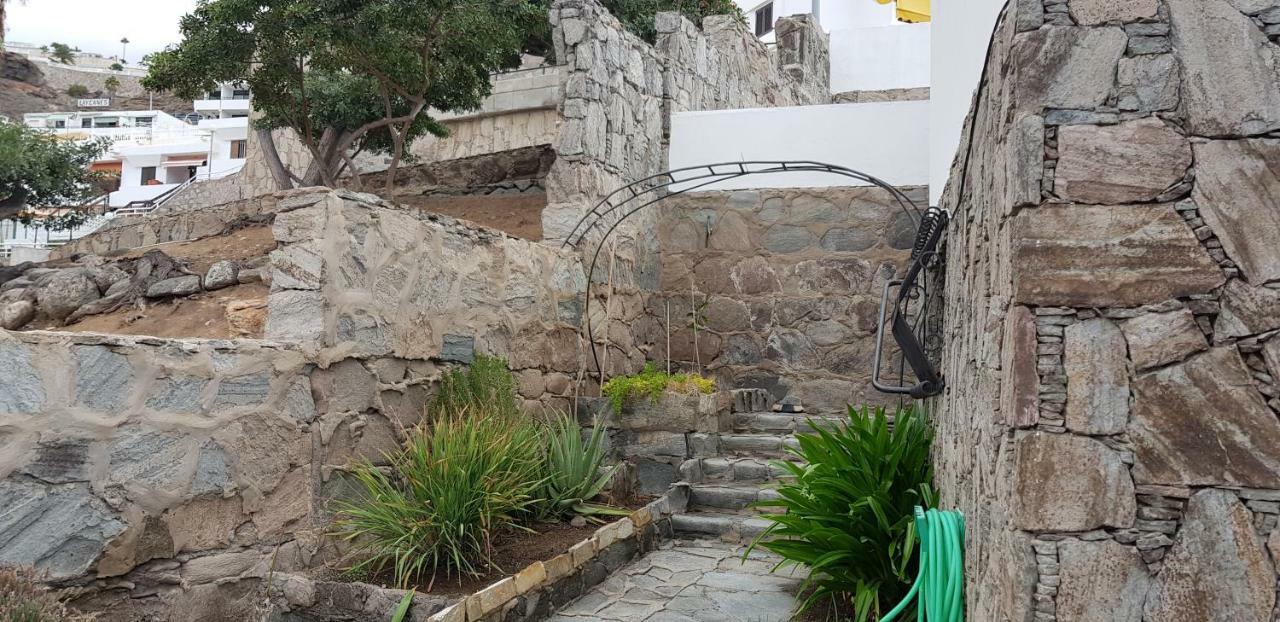 Pousada Lovely 2 Bedroom House With Private Garden