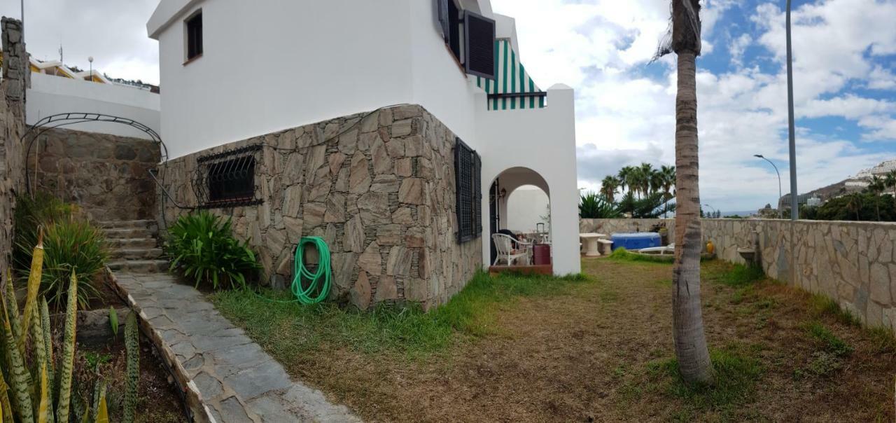 Lovely 2 Bedroom House With Private Garden Pousada