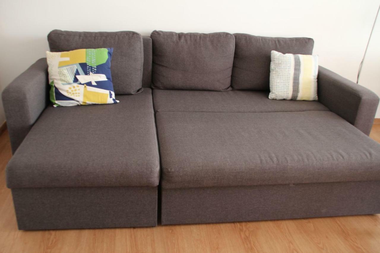 Yellow Sunmarine Ii Apartment