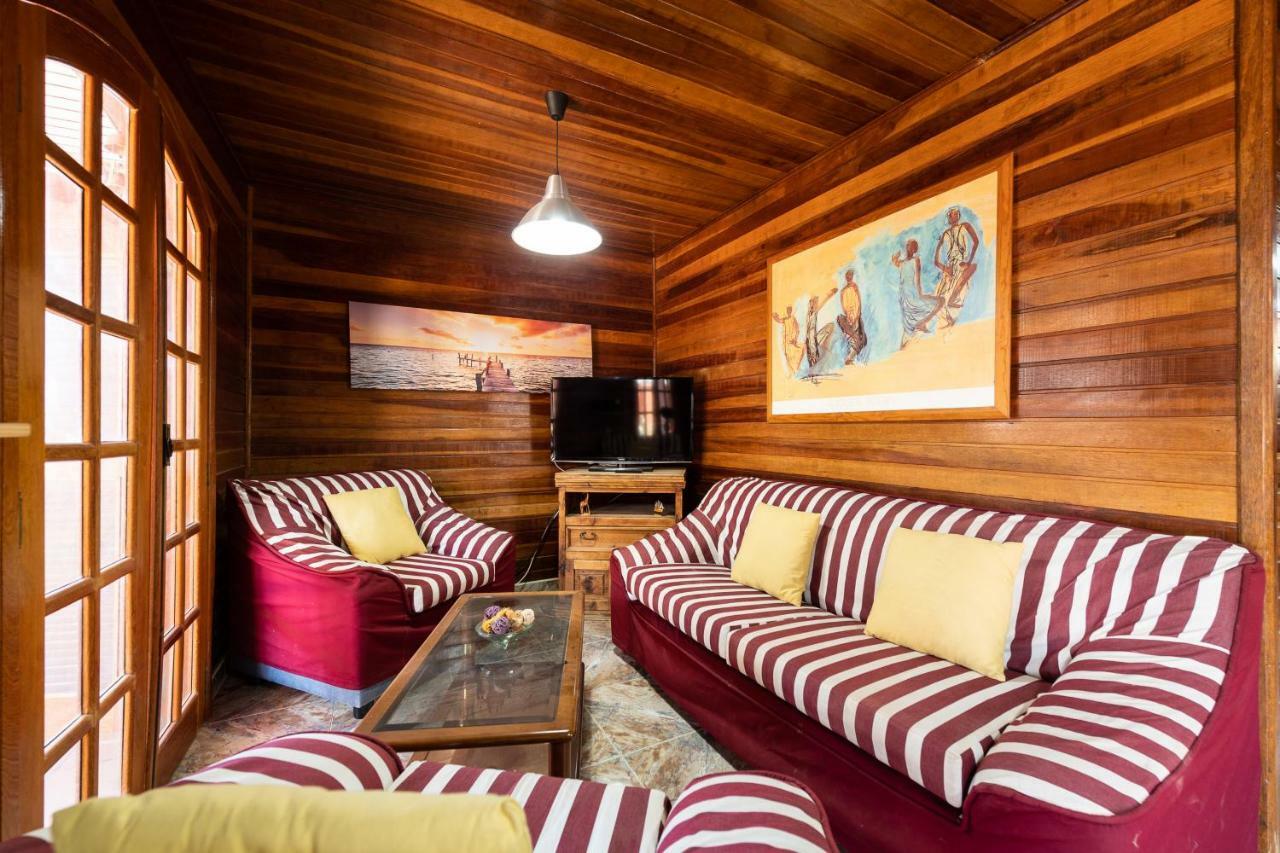 - Private Solarium & Pool - Bbq Vakantiehuis *