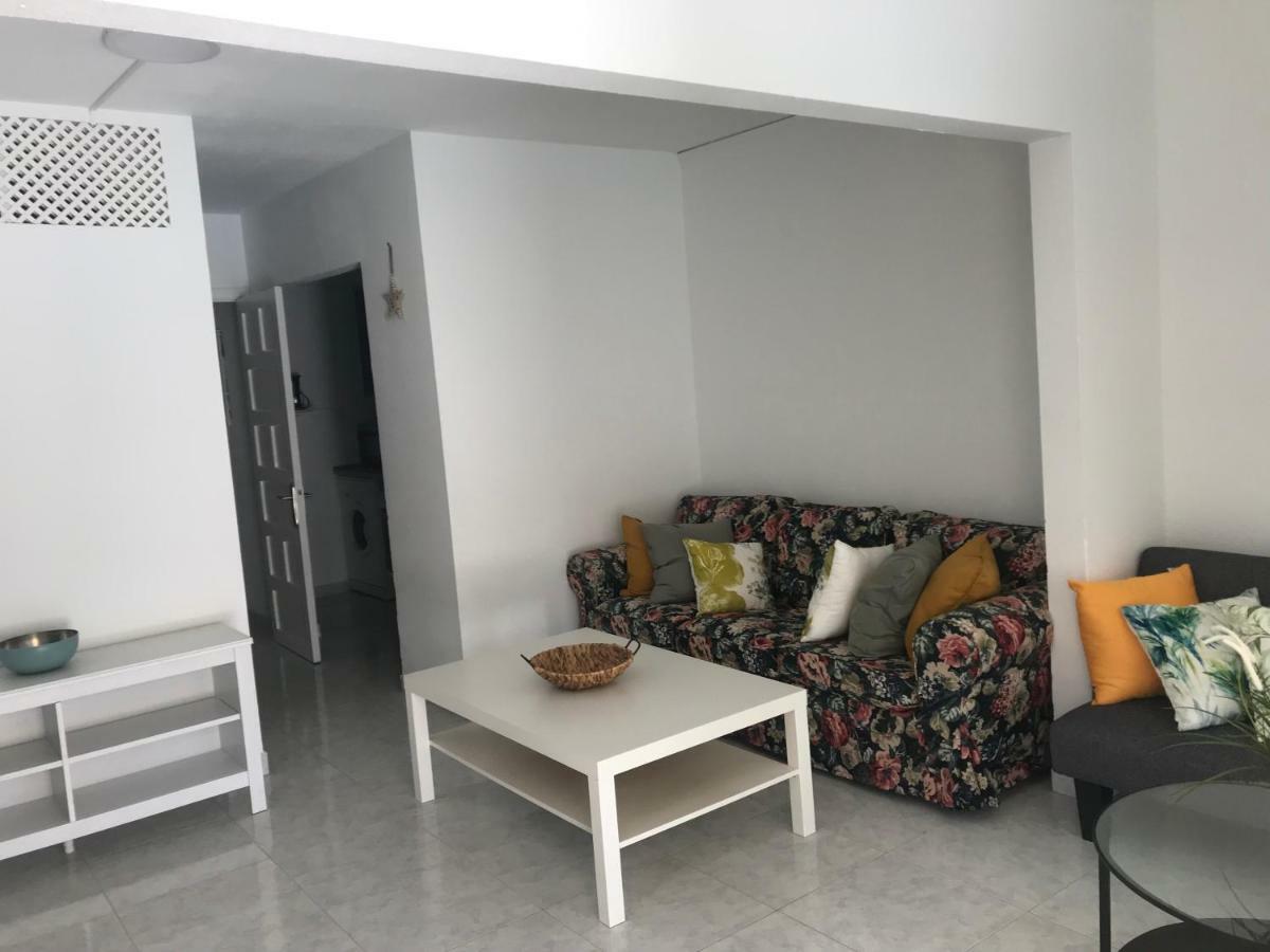 Monte Rojo Terrace Apartment *