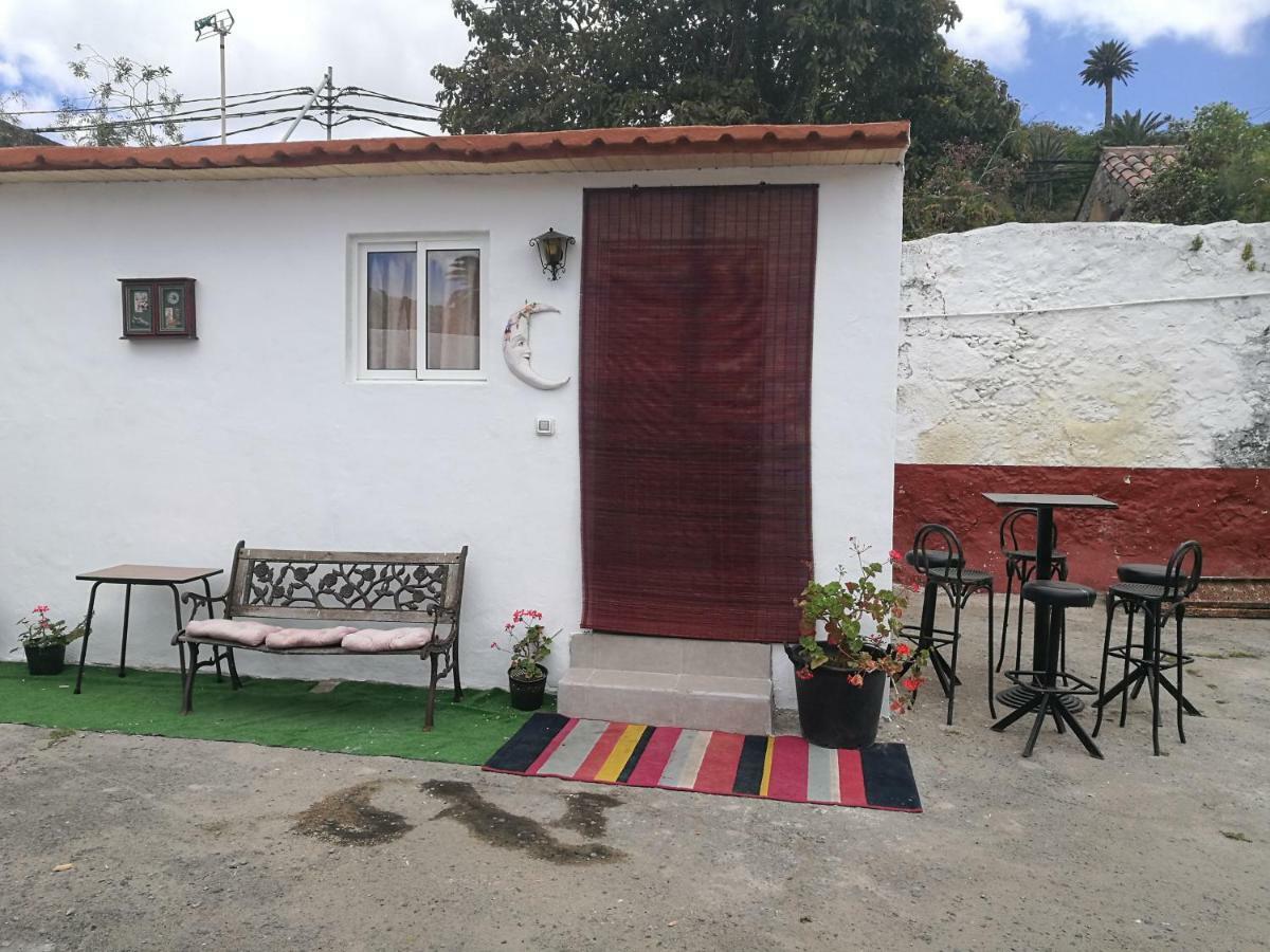 Residencia Conejos - Bike & Motorbike Privatunterkunft