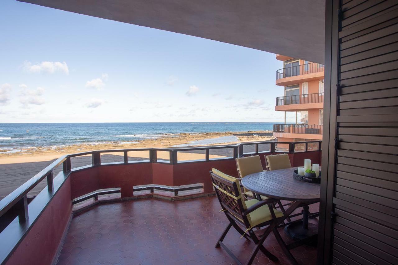 Apartment Front Line With Fantastic Terrace. *