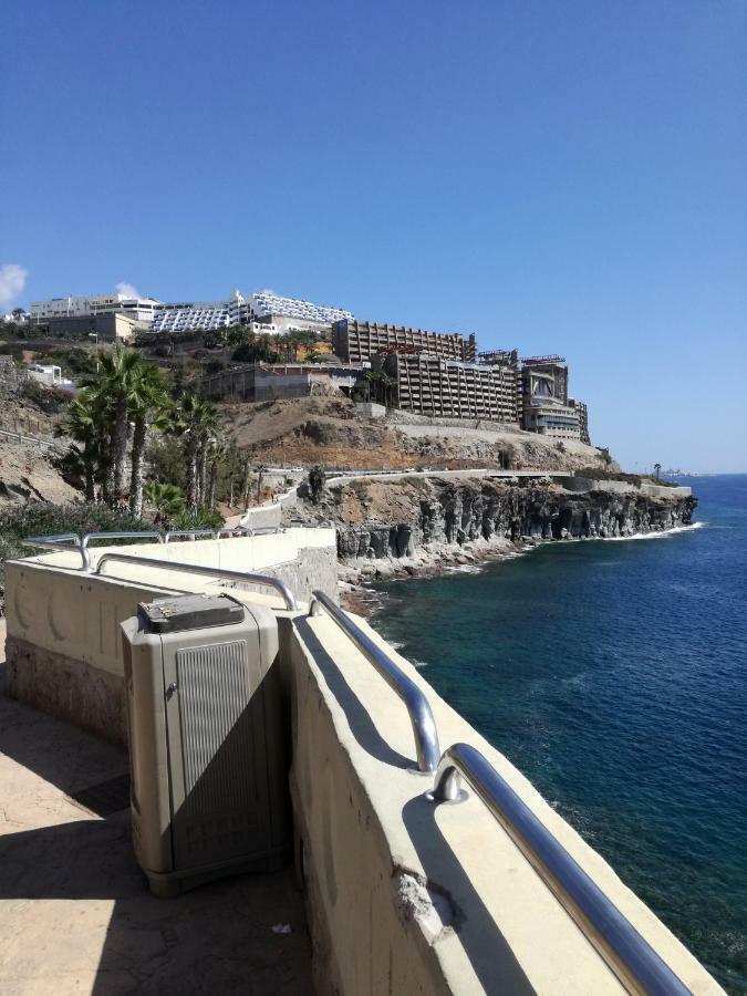 With Terrace Facing * Amadores
