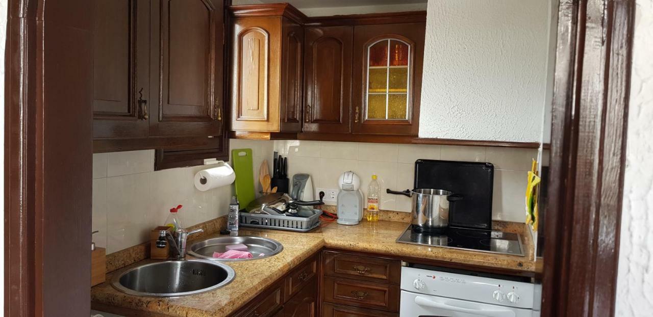Lovely 2 Bedroom House With Private Garden Pousada *