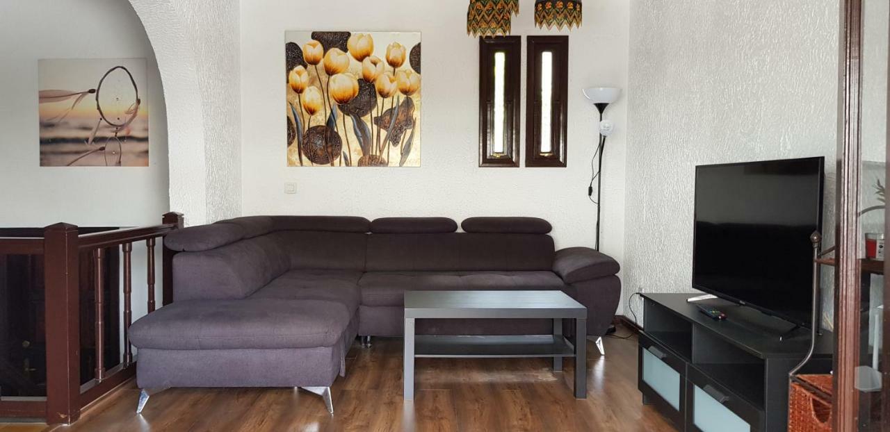 Pousada Lovely 2 Bedroom House With Private Garden Mogán