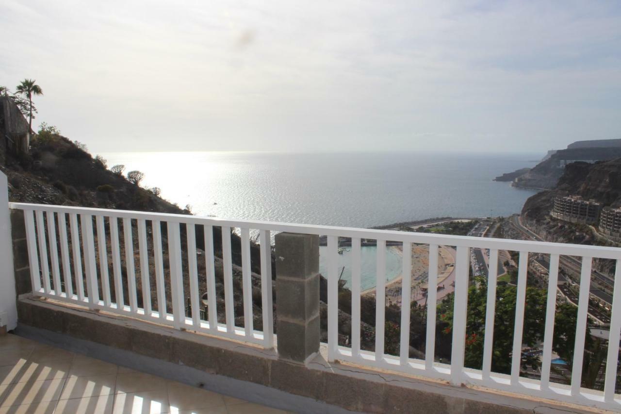 Casa Romantica De Balcon De Amadores