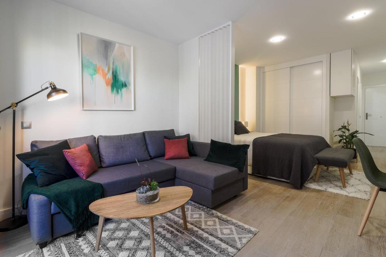 Flatguest Blue Sea - Canteras - Balcony *