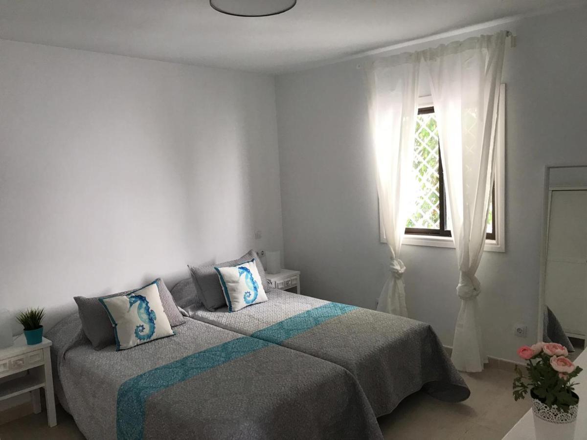 Seaviews And Flowers Apartamento