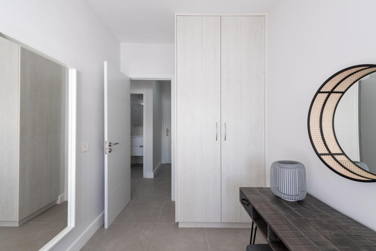 Apartment Living Canteras Homes - Bright Beachfront *
