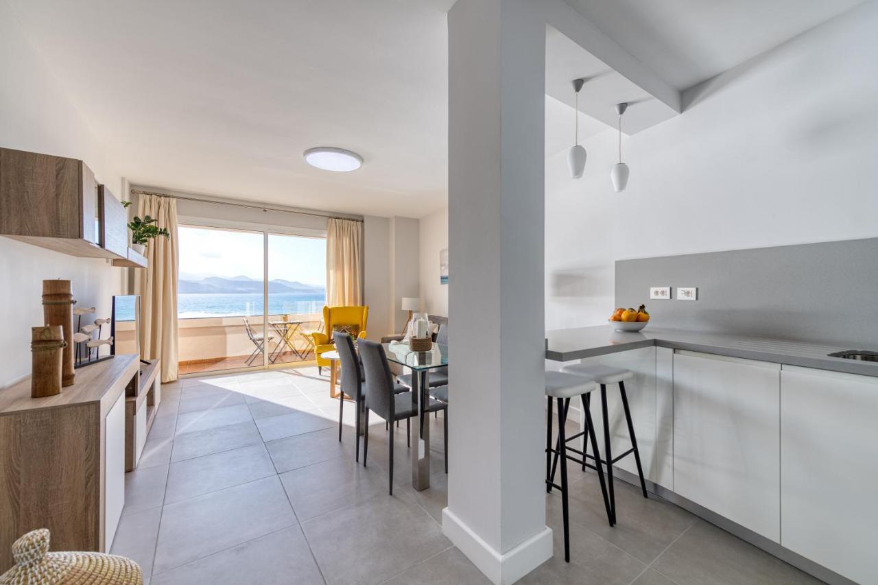 Apartment Living Canteras Homes - Bright Beachfront *