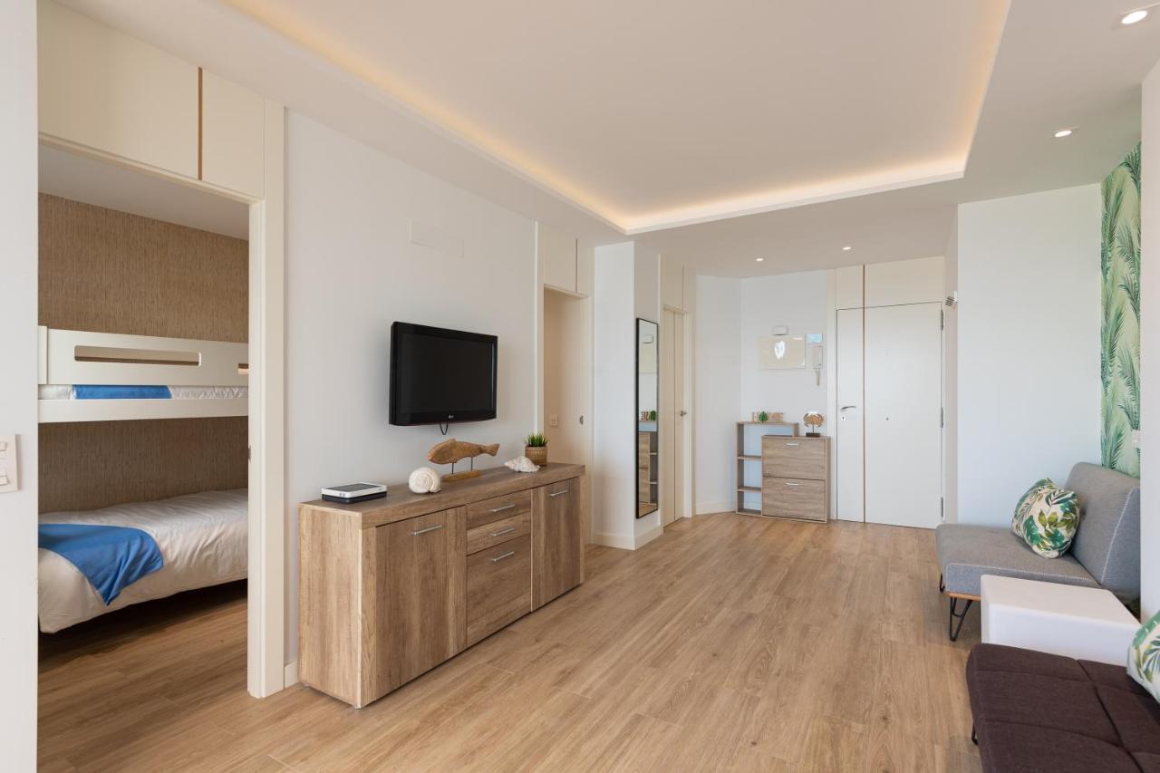 Apartment Relax Over The Sea *