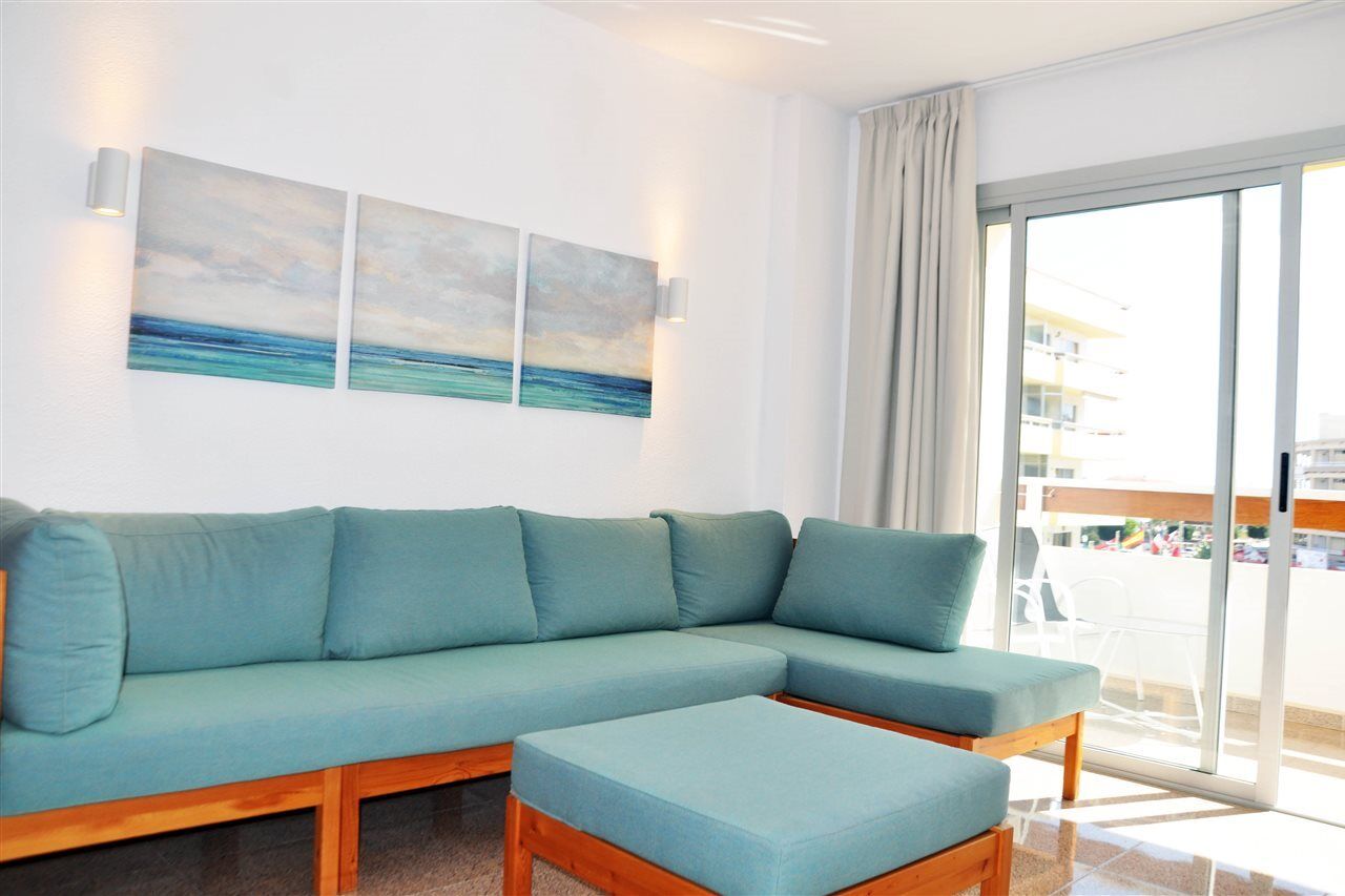 Camelias Apartment