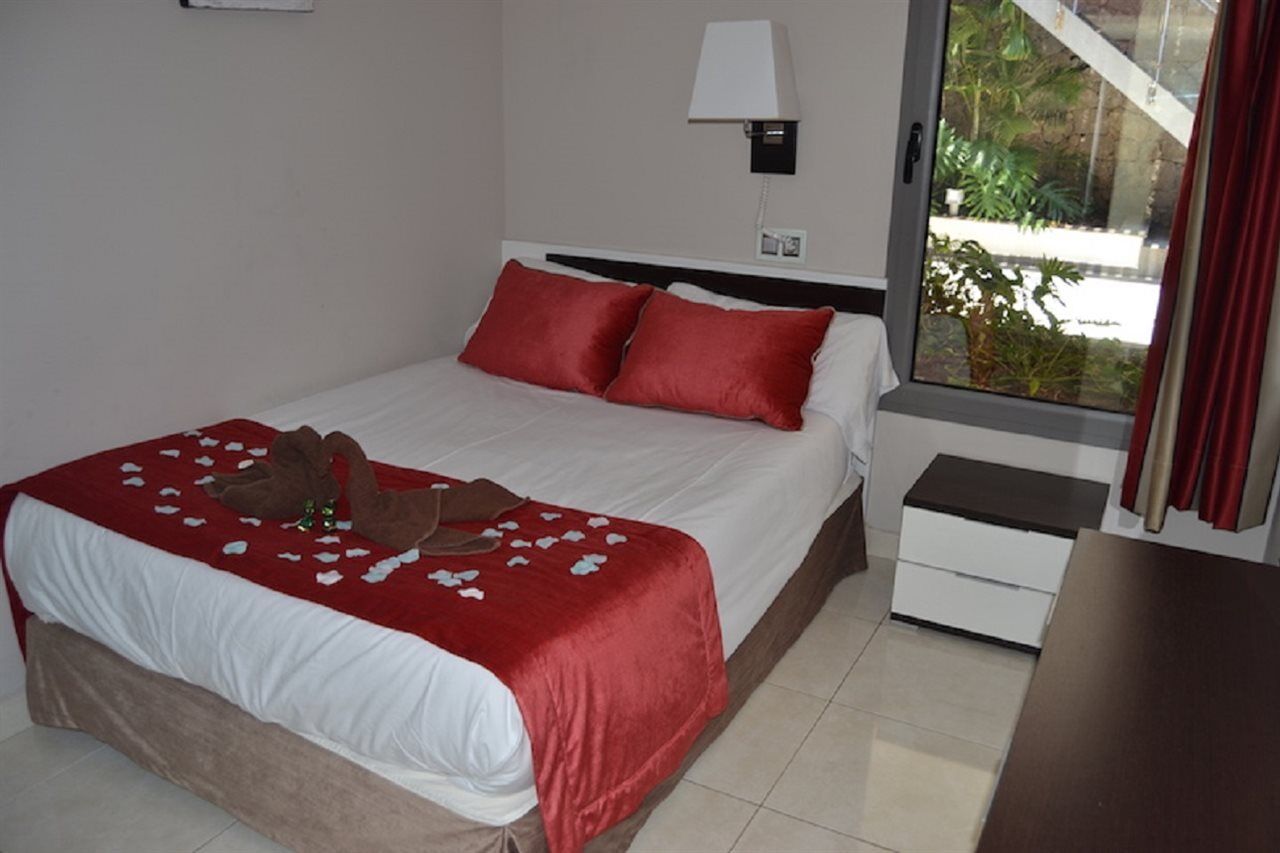 De Amadores Resort