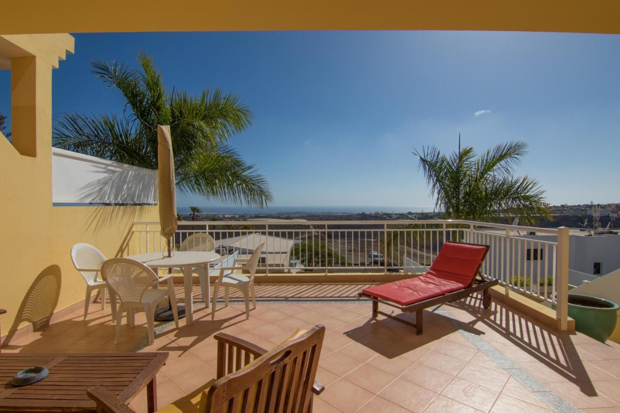 Mirador De La Data Villa Salobre (Gran Canaria)