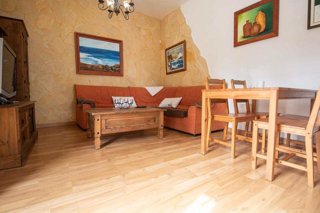 Appartement Mountain Sea Views & Pool