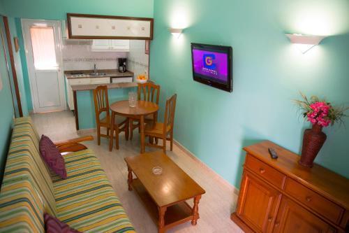 Resort Almendros - Gay Exclusive Playa del Inglés