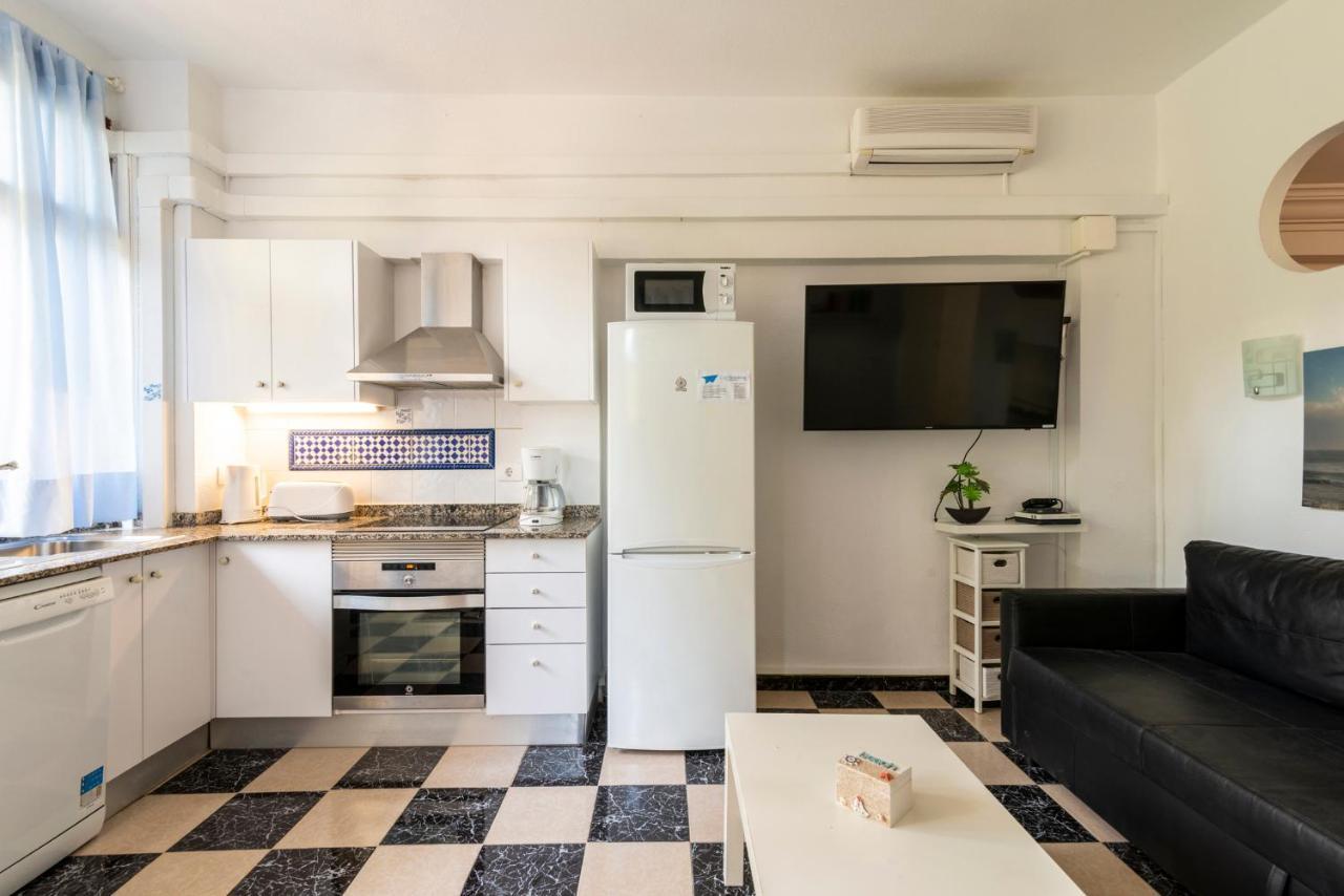Full Equipped Best Location With Pool *