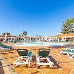 Vista Verde - Adults Only