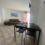 San Agustin Apartments , Close To The Beach, With Pool!