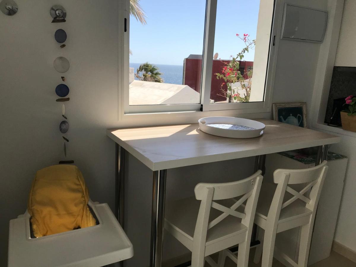 Seaviews And Flowers Appartement