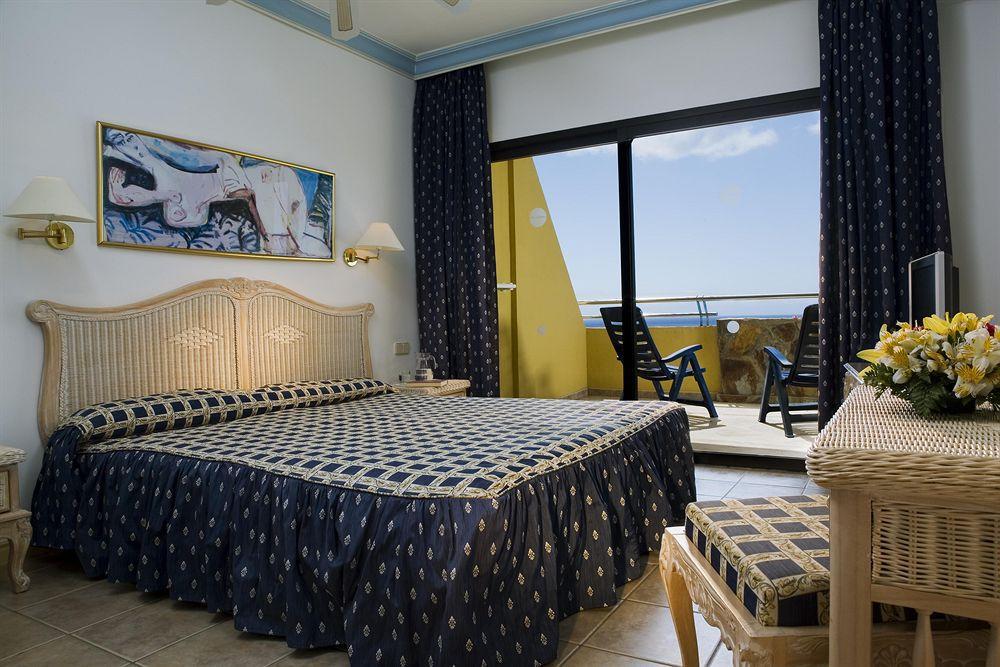 Bluebay Club