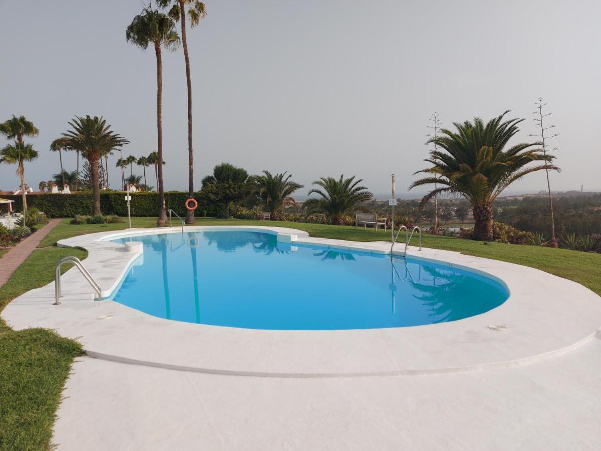 Apartment In Duna Golf