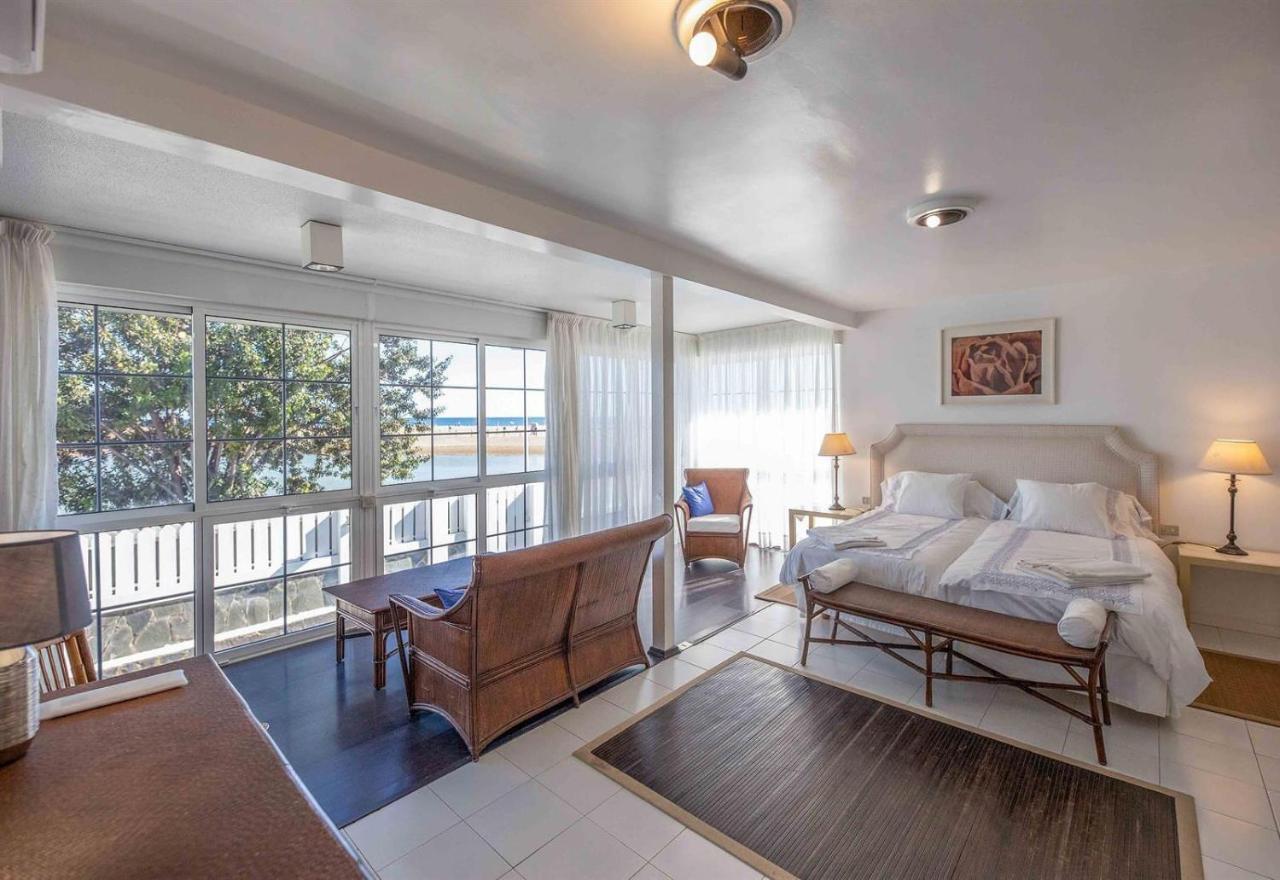 Refurbished Seafront Ferienhaus *