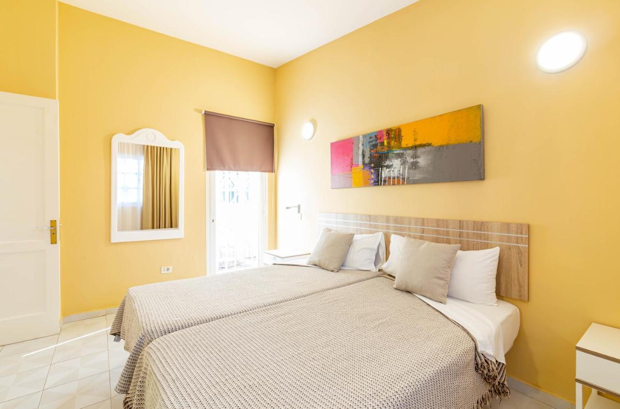 Vista - Adults Only 3*